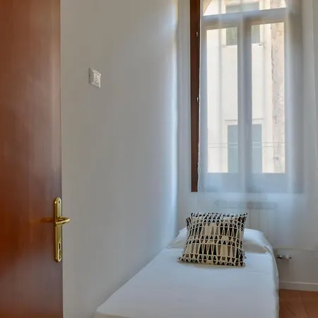 아파트 Ca' Dino - Canal View