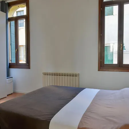 아파트 Ca' Dino - Canal View *