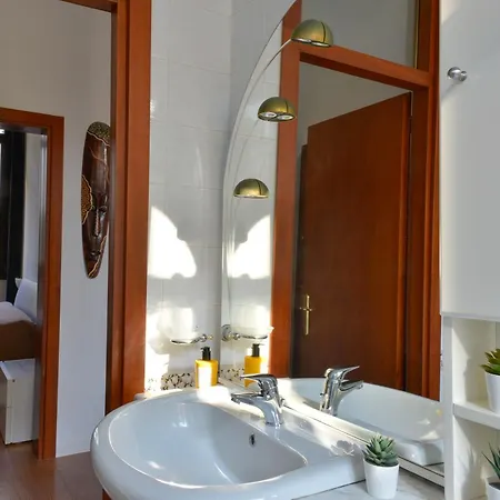 Ca' Dino - Canal View