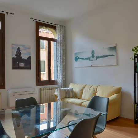 Apartment Ca' Dino - Canal View