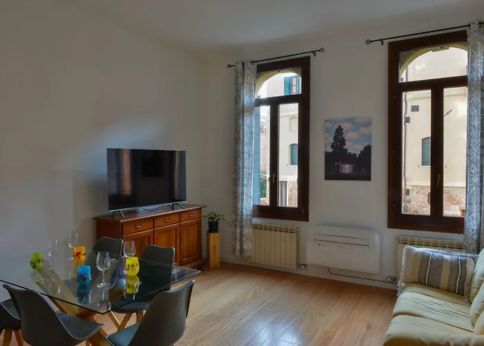 Ca' Dino - Canal View 公寓