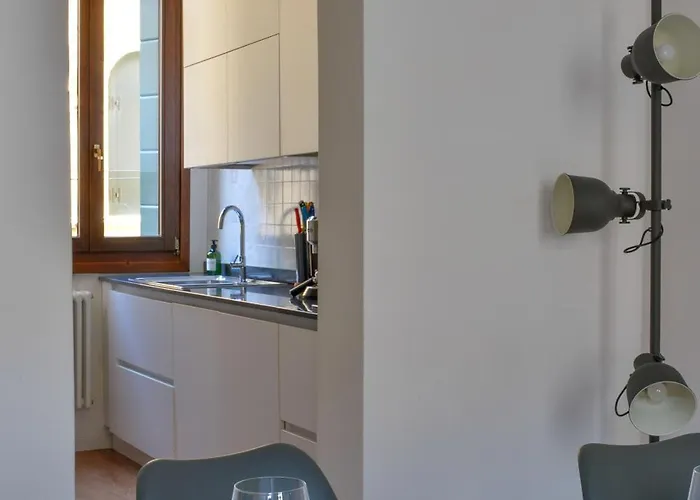 Ca' Dino - Canal View