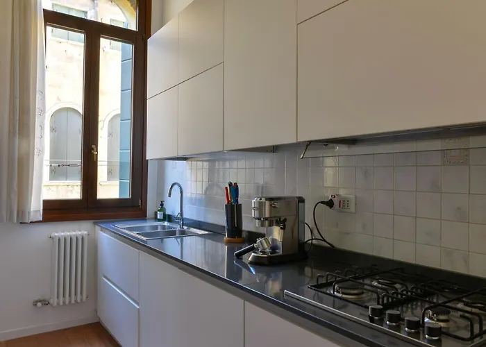 Ca' Dino - Canal View 威尼斯